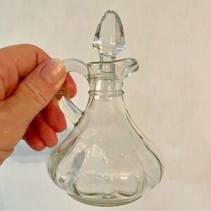 Vintage Clear Glass Cruet Glass Stopper Vinegar Oil Syrup Server